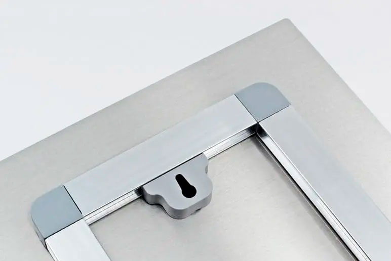 HD Metal Back Example